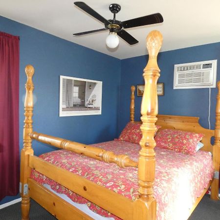 Blue Fish Cove Resort Clearlake Oaks 外观 照片