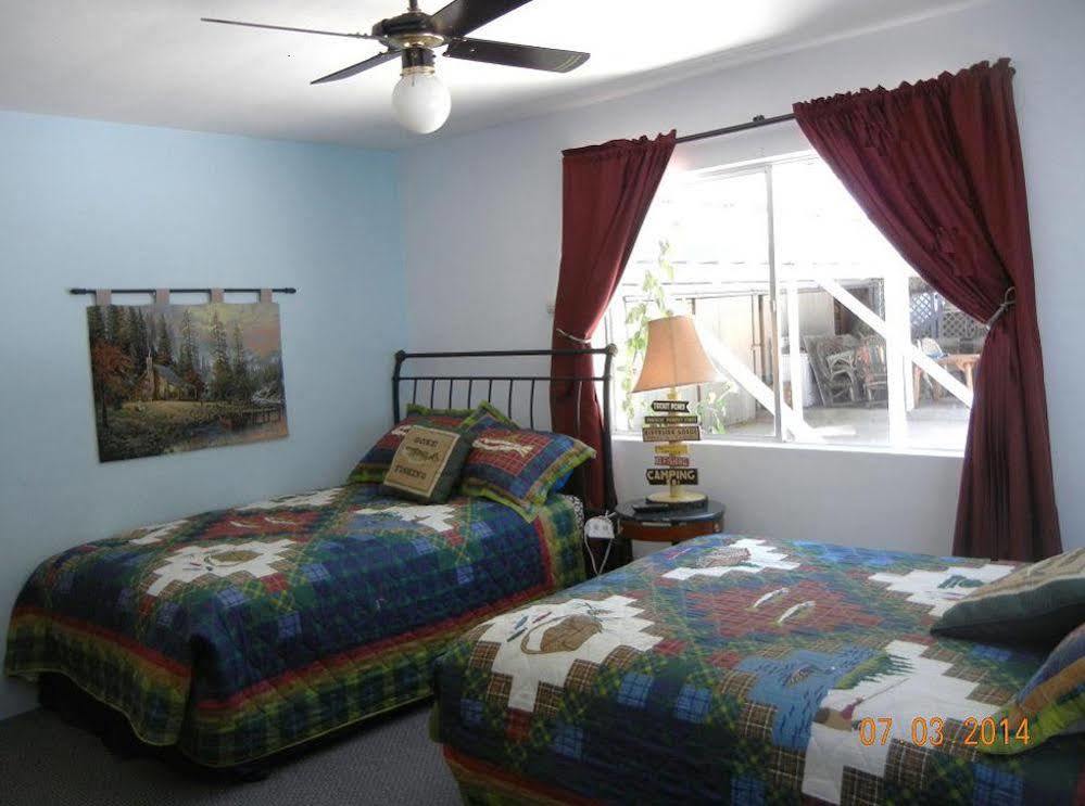 Blue Fish Cove Resort Clearlake Oaks 外观 照片