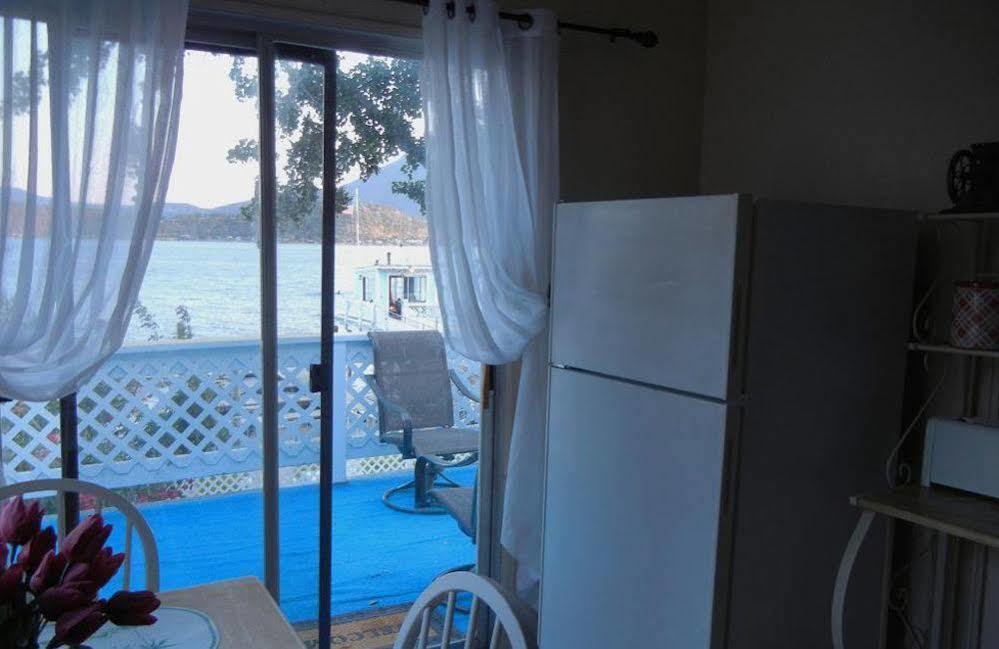 Blue Fish Cove Resort Clearlake Oaks 外观 照片